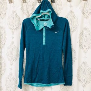 Nike DrFit beautiful color shirt size small